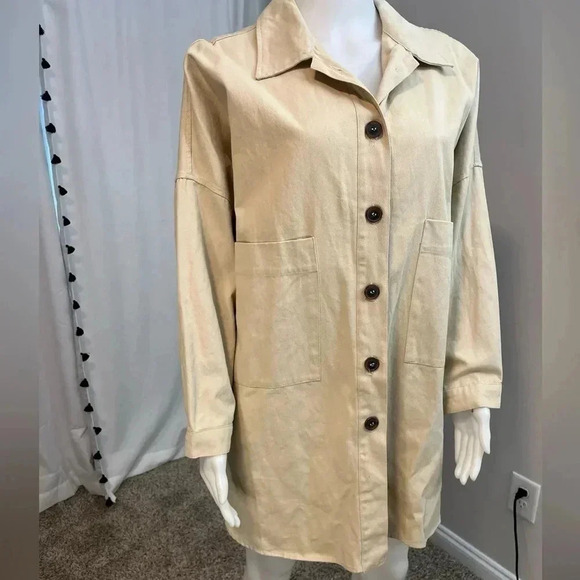 Fashion Nova Daleyza 100% cotton khaki/tan color lightweight shacket size M NWT - Picture 8 of 11